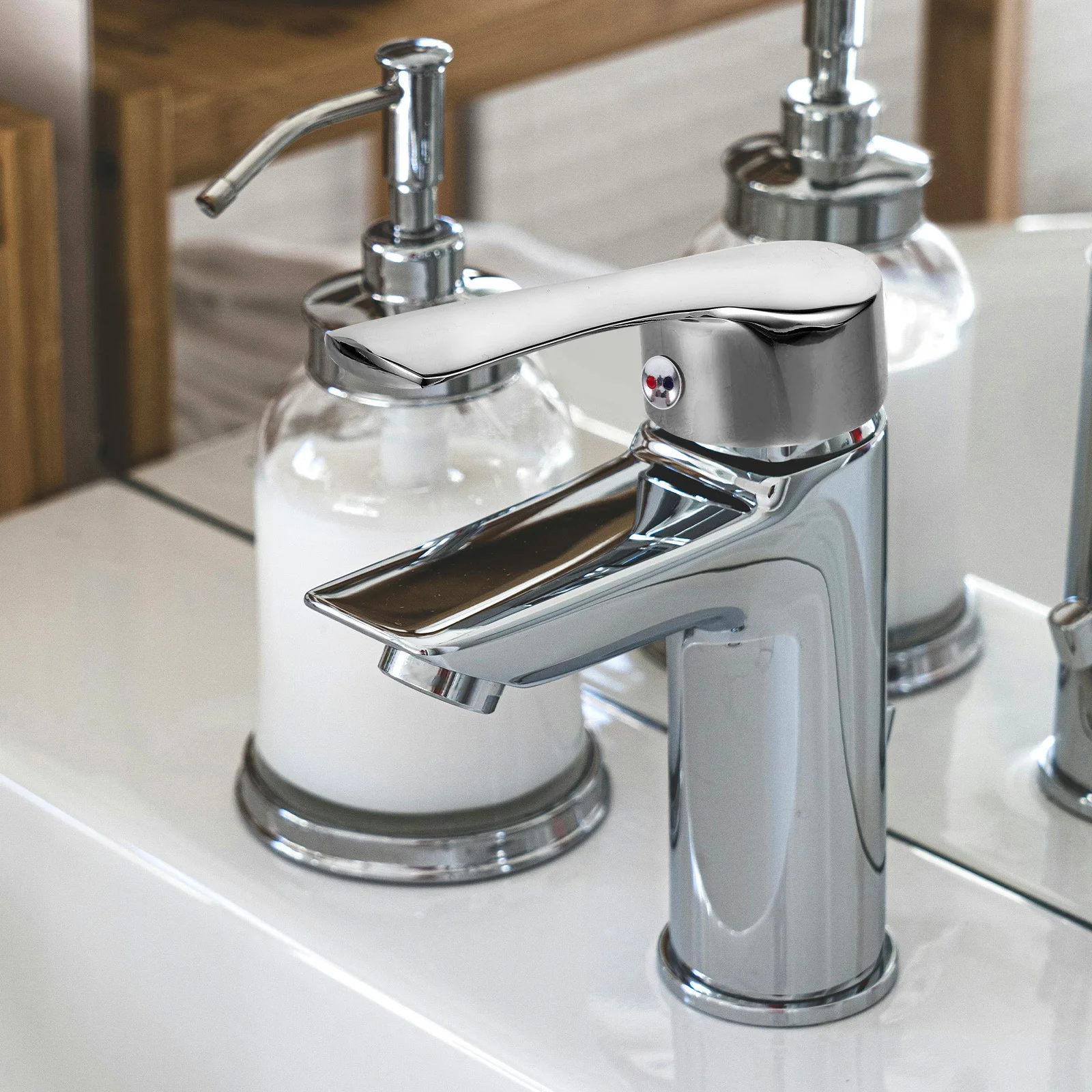 10Pcs Faucet Handle Temperature Markers - Clear Hot and Cold Water Indicator Buttons - Elegant Kitchen Bathroom Faucet