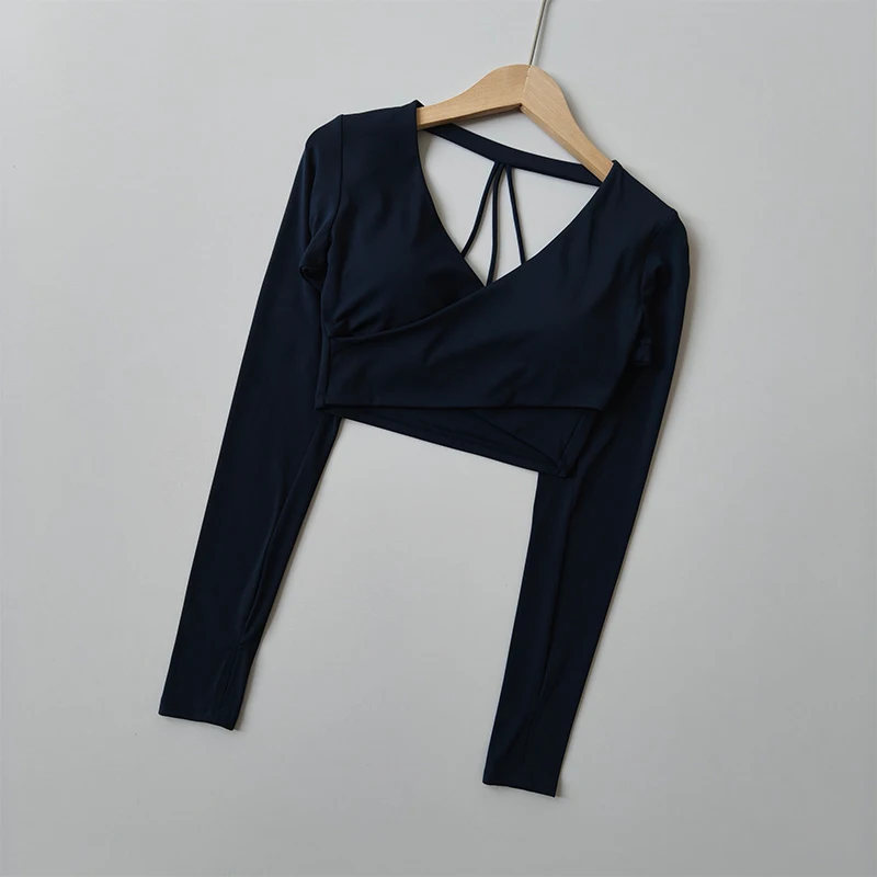 الصالة الرياضية مصممة الخامس الرقبة طويلة الأكمام كروس تي شيرت رياضي للنساء قصيرة المحاصيل الأعلى سليم عارية الذراعين بيلاتيس ملابس لليوجا للنساء