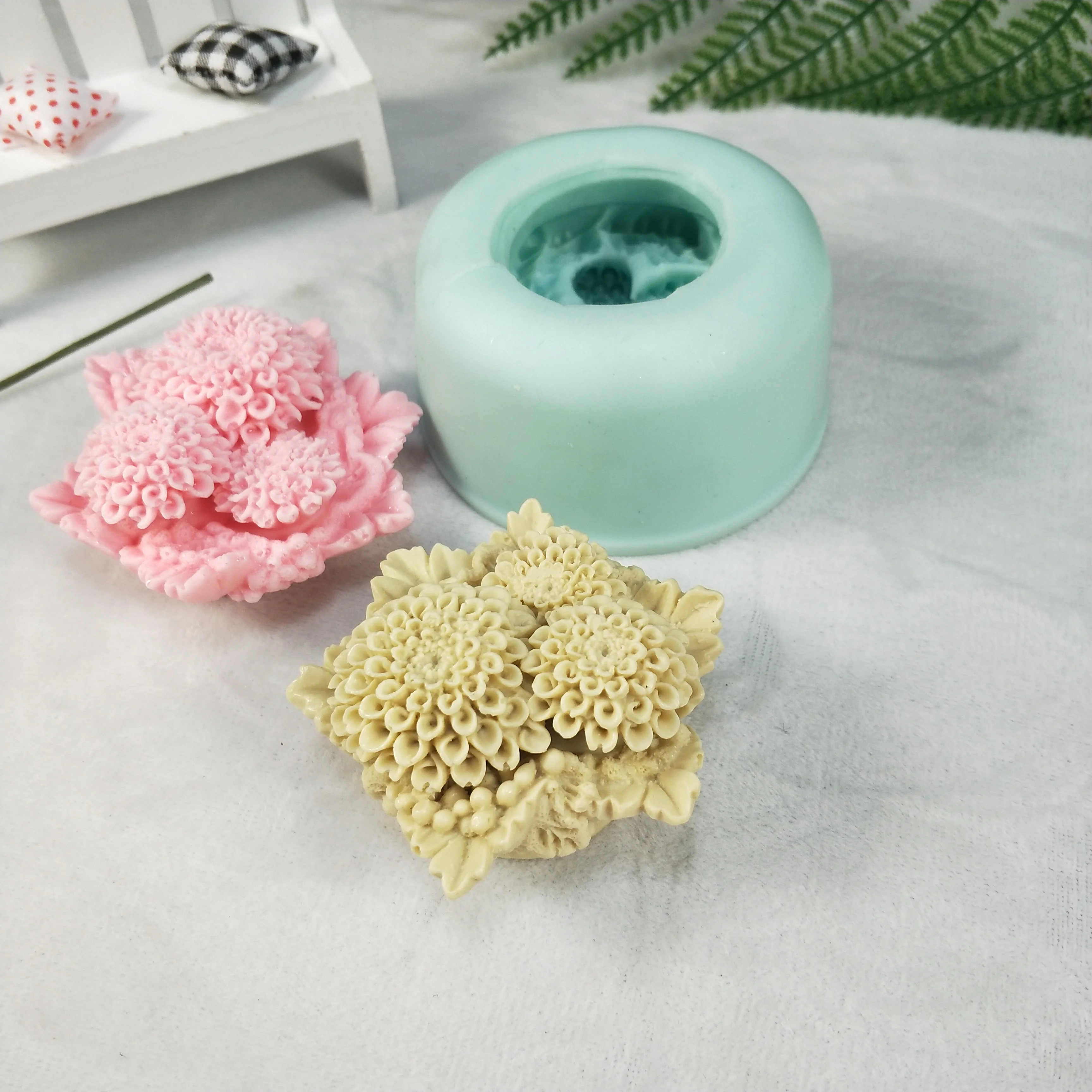 HC0206 PRZY Mold Silicone Flower Soap Molds Gypsum Chocolate Candle Candy Mold Bouquet Making Clay Resin Three Dahlia Flowers