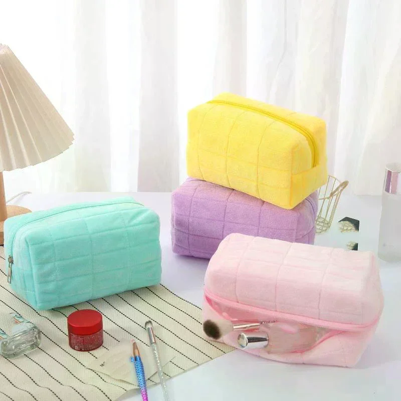 

Женский органайзер для макияжа на молнии, однотонная меховая косметичка для хранения, сумка, канцелярские принадлежности, пенал для путешествий, туалетные принадлежности для макияжа, дырокол