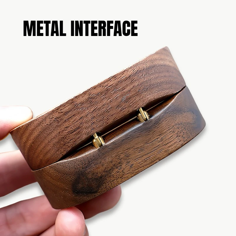 Kotak Cincin Oval Kayu Walnut Ukiran Laser Nama Tanggal Kotak Perhiasan Personal untuk Lamaran Pertunangan Hari Pernikahan