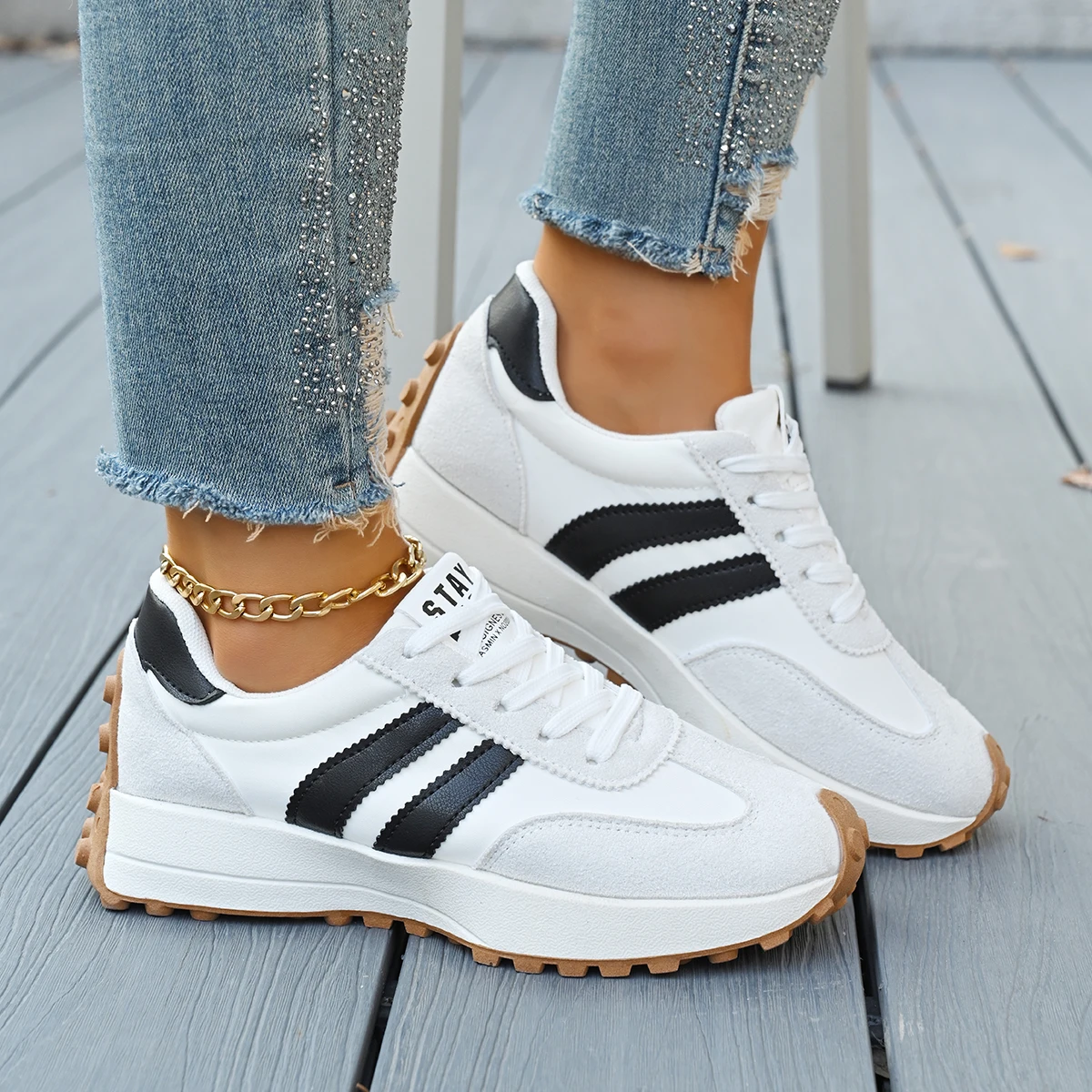 أحذية نسائية ربيعية قابلة للتنفس مقاس كبير أحذية رياضية سميكة القاع أحذية رياضية كاجوال شبكية مريحة مقاس كبير أحذية رياضية نسائية Zapatos De Mujer