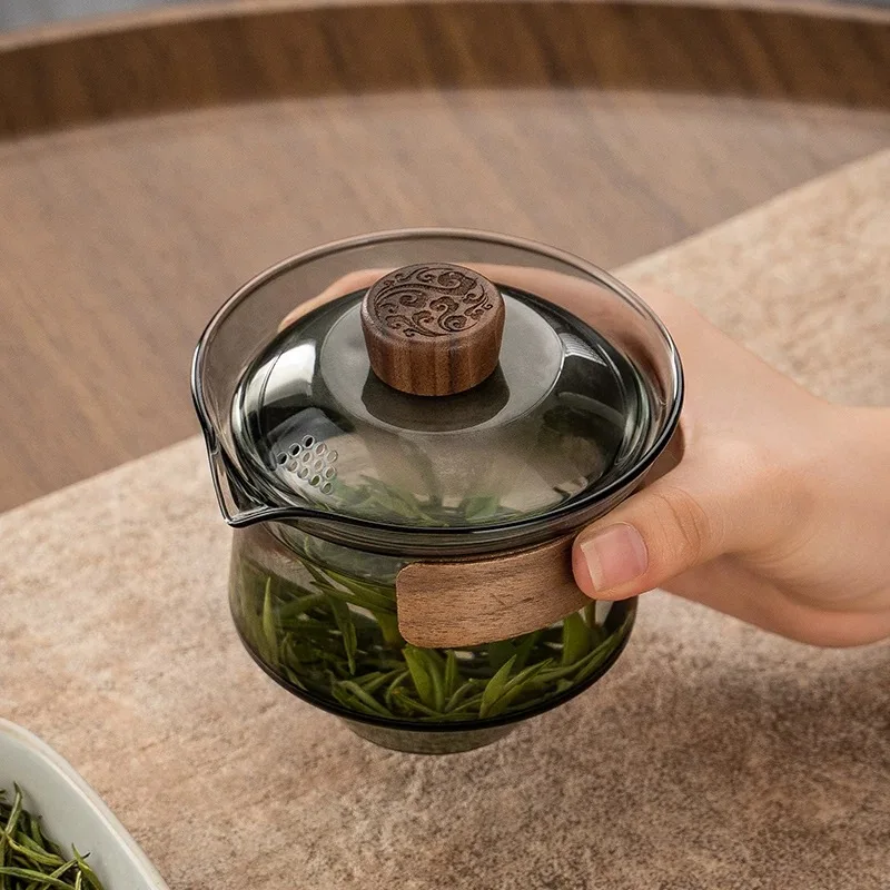 200ml Walnut Wood Scald Proof Holder Heat-resistant Glass Gaiwan Tea Tureen Sancai Cup Tea Set Chahai Kung Fu Tea Cup with Lid