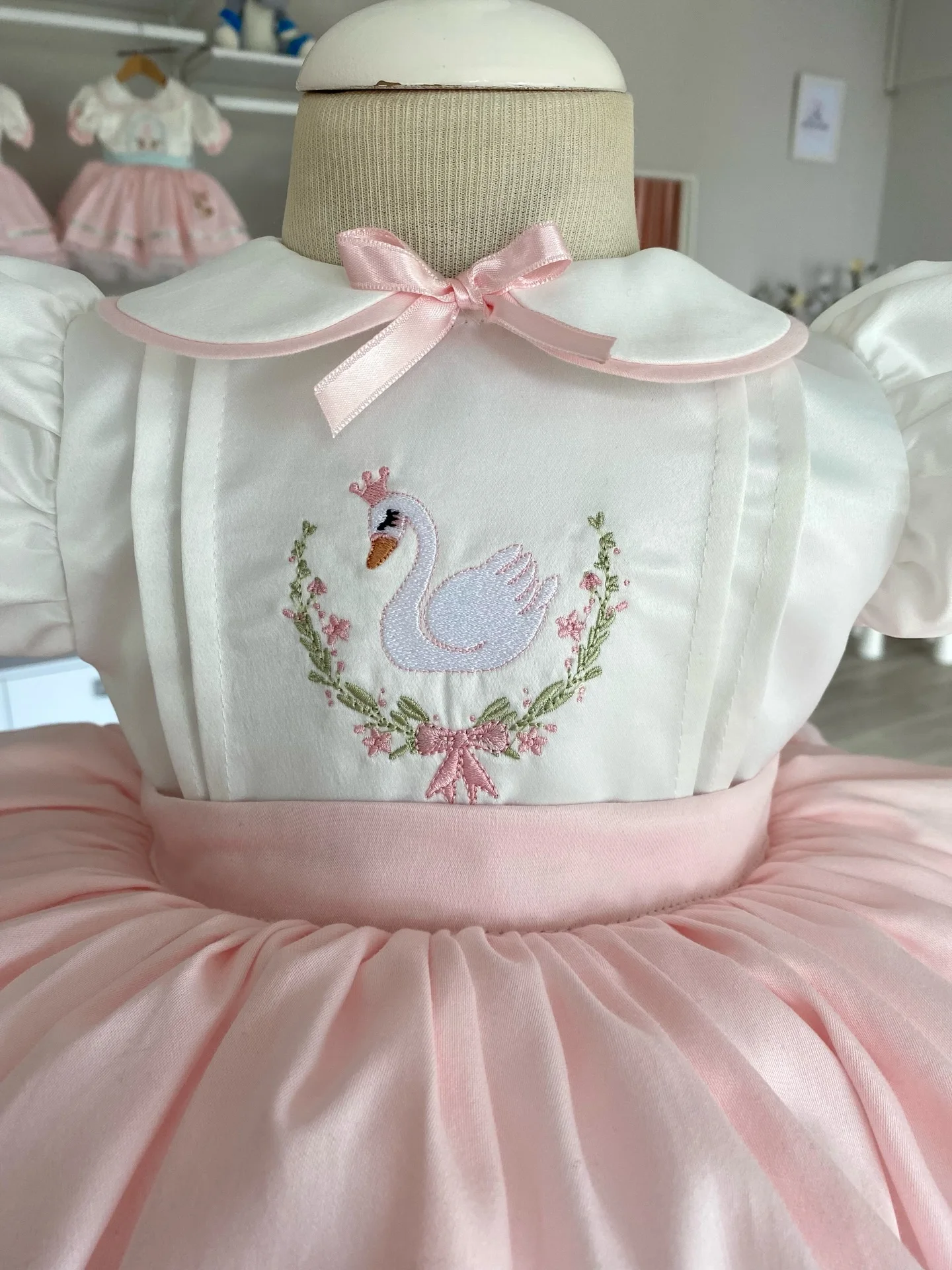 Summer Girl Sweet Swan Embroidered Pink Bow Pink Dress For Casual Party Birthday Wedding Photography B618