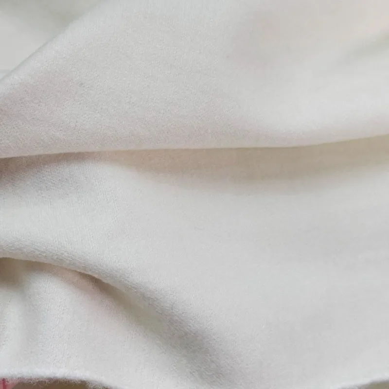 

1 метр, 100% шерсть, белая трикотажная шерстяная ткань средней толщины, толстый кардиган-свитер, слегка эластичная ткань из чистой шерсти