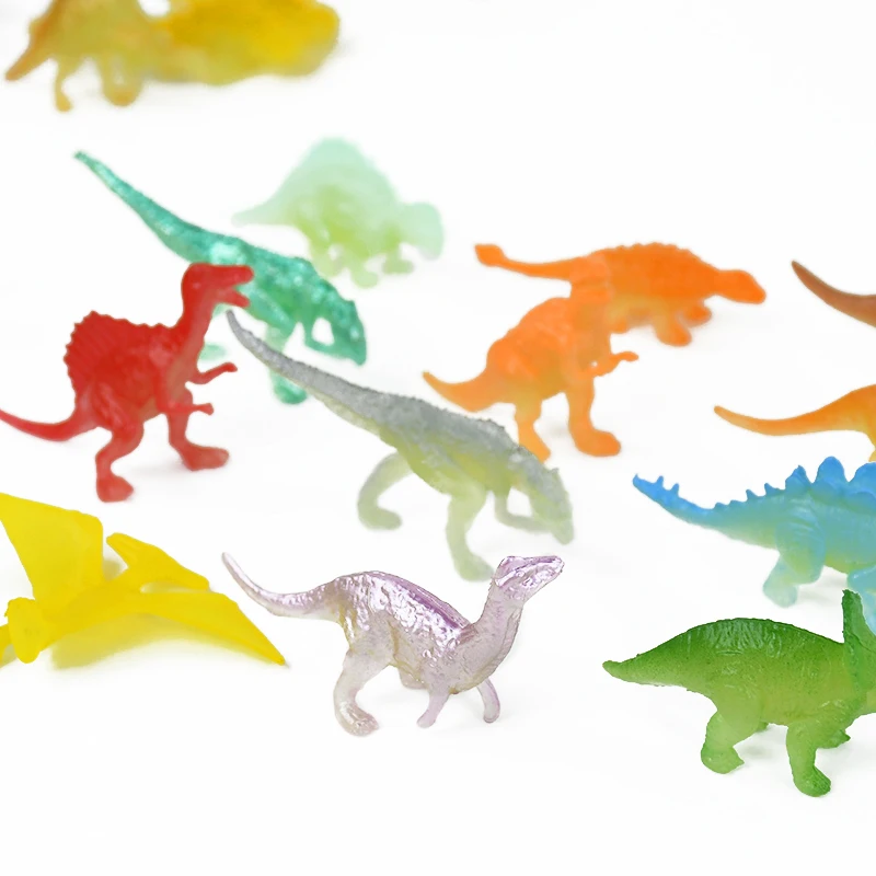 13/16pcs Mini Luminous Dinosaurs Ornaments Glow in the Dark Resin Figure Toys Kids Birthday Party Favors Gift Goodies Fillers