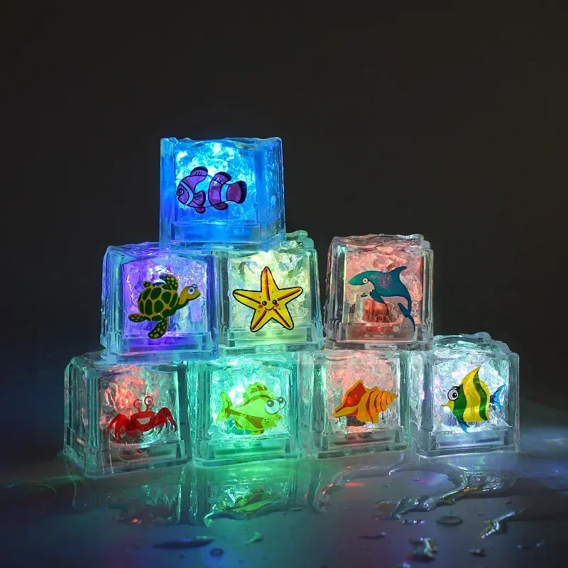 Juguetes de baño para niños, lámpara mágica de cubo de hielo, luces coloridas de animales del océano, regalo para bebés, 8 unidades por lote