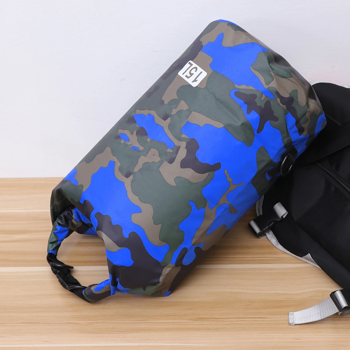 

Waterproof Double Shoulder Bag 15L Portable Sack Backpack for Kayaking Beach Rafting Boating Hiking Camping and Fishing (Blue Ca