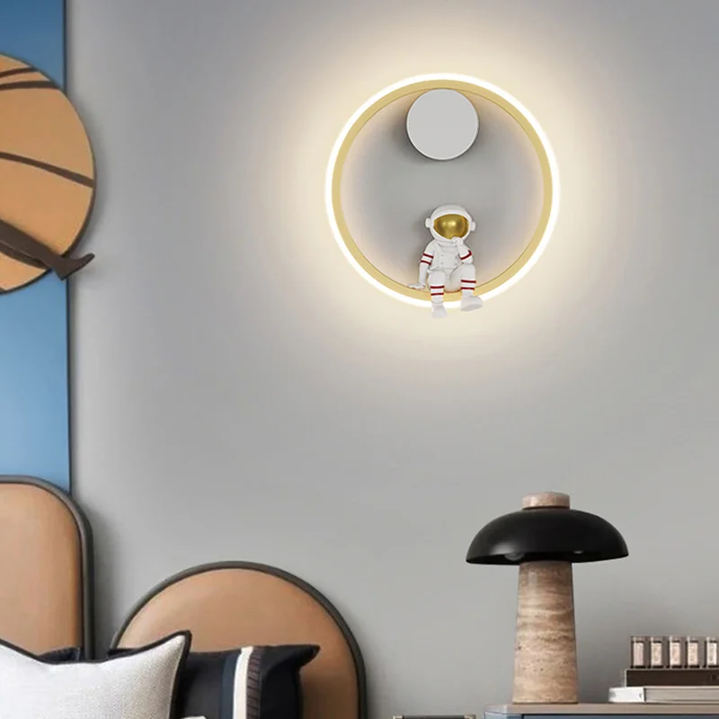 

Nordic Children's Room Beside LED Wall Lamp Home Creative Decor Cartoon Astronaut Boy Style For Bedroom Living Room Warm Lustres