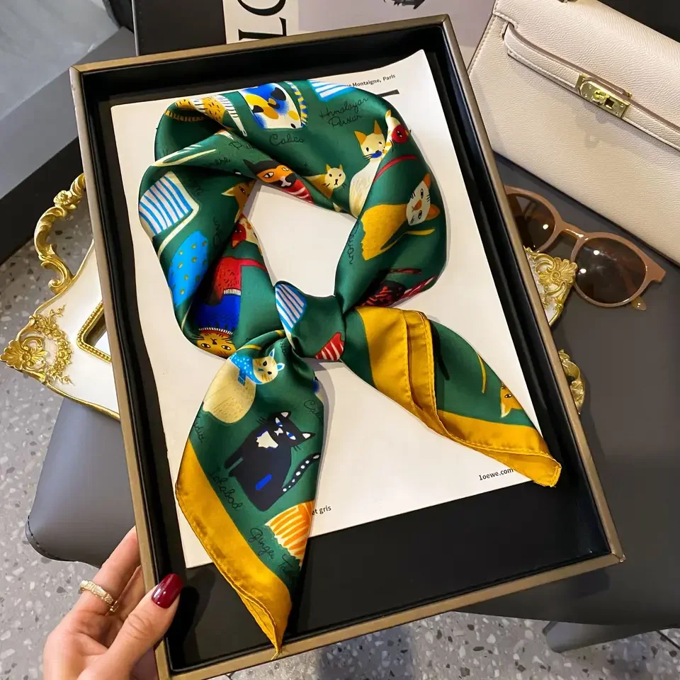 럭셔리 여성용 부드러운 새틴 헤어 스카프 패션 스퀘어 프린트 헤드스카프 70cm 전문가용 액세서리 디자이너 스카프 헤어밴드