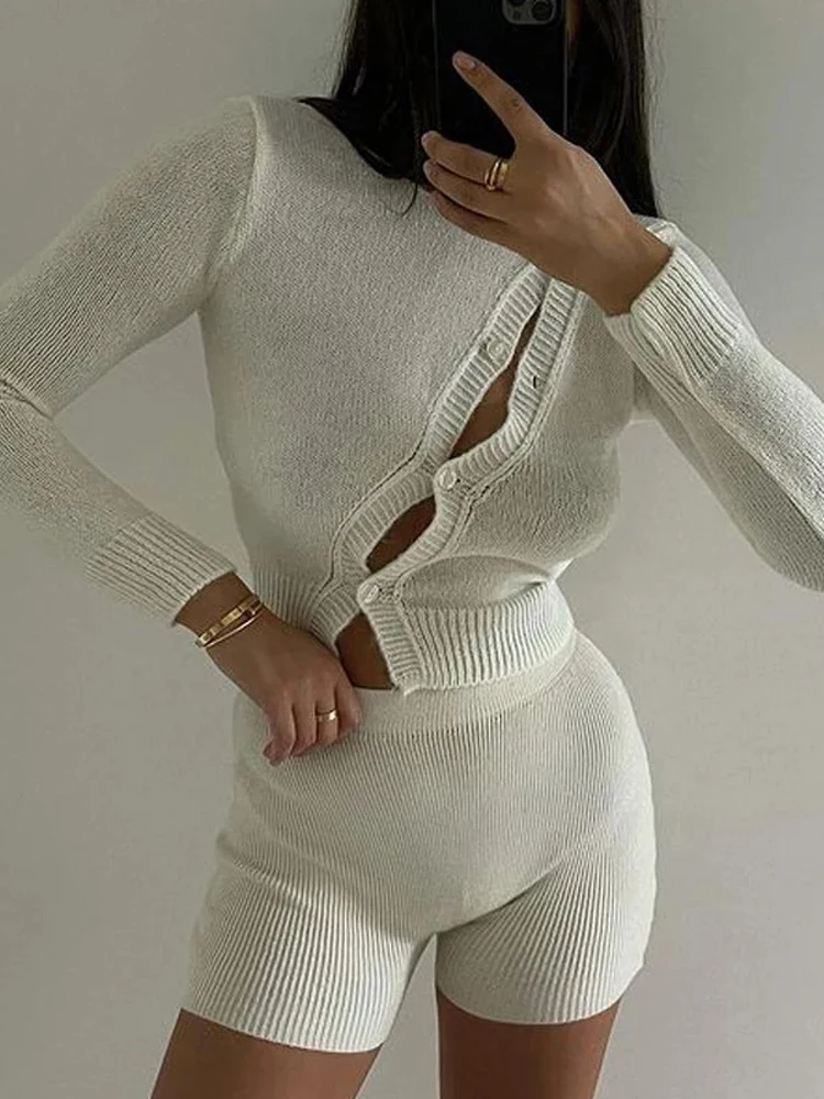 Tossy Knit Hollow Out Crop Tops For Women Shirts Knitwear Long Sleeve Bodycon Pullover Button Designer Top Ladies Streetwear