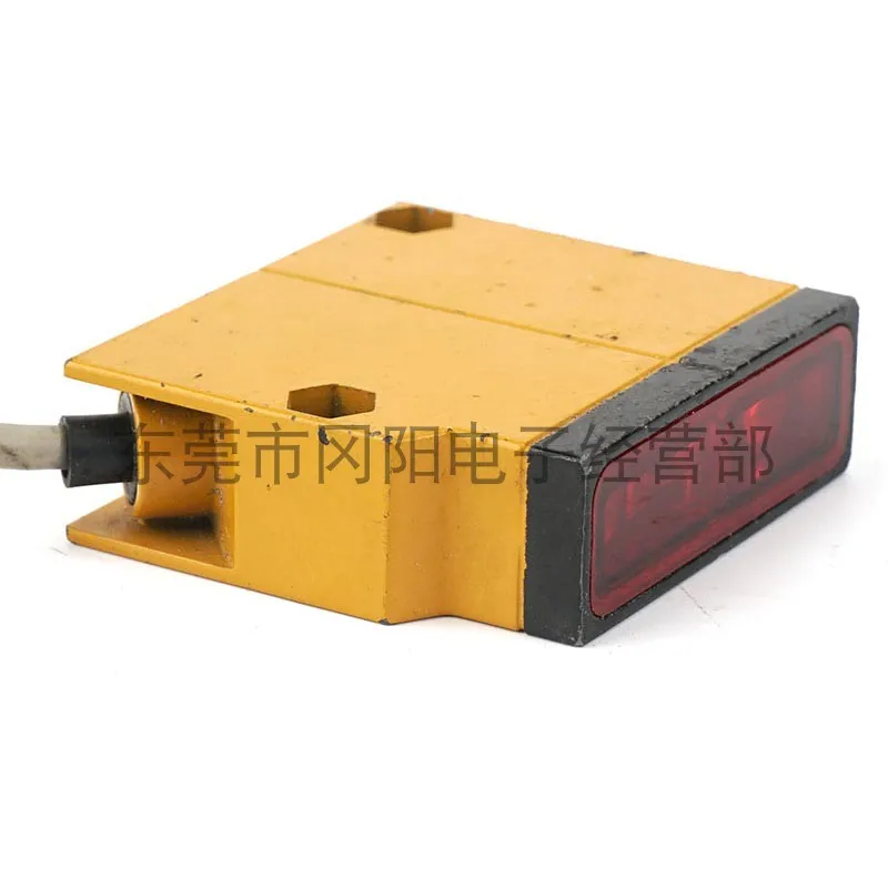 2025 photoelectric sensor นําเข้าเดิมจํากัด reflection ประเภทบริษัทโลหะรูปร่าง E3S-LS10XE4 ฟรีไปรษณีย์