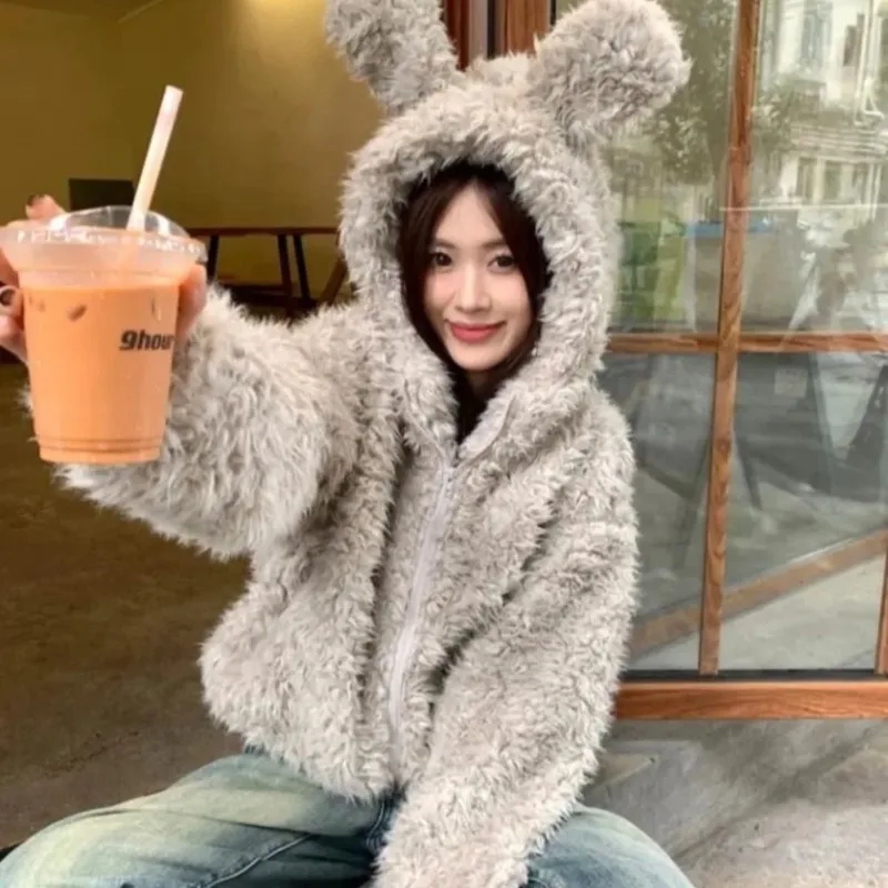 귀여운 토끼 귀 모피 짧은 후드 자켓 여성 겨울 다목적 지퍼 느슨한 두꺼운 게으른 스타일 캐주얼 코트 여성 의류