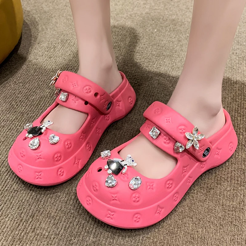 Zapatillas de verano para mujer, zuecos de EVA, sandalias exteriores con decoración de diamantes de imitación, zapatos de jardín, chanclas antideslizantes, zapatos casuales de moda