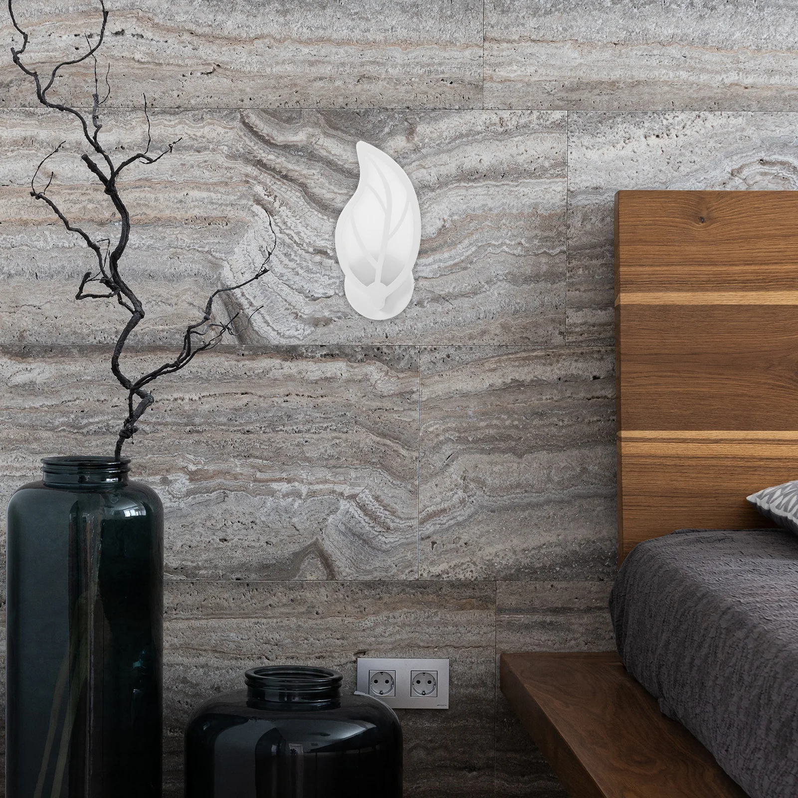 

1Pcs Wall Lamp Simple Style Leaf Design Indoor Wall Light Bedside Light Decor Decorative Lighting Fixture Leaf Shaped Lamp