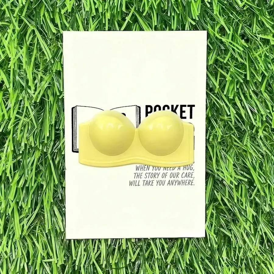 1/5/10/20/50/100pcs Cute A good friend is like a bra Novel bra pocket hug gift card set, synthetic resin, unique encouragement c
