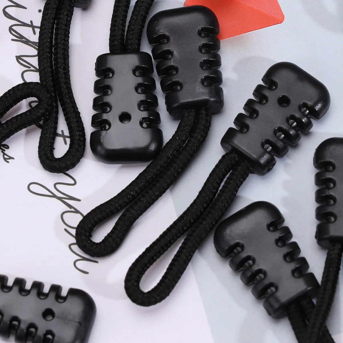 100Pcs Robust Plastic Injection Zipper Sliders Universal Replacement Parts for Garment Luggage Shoe Handbag Bag Repair Superb