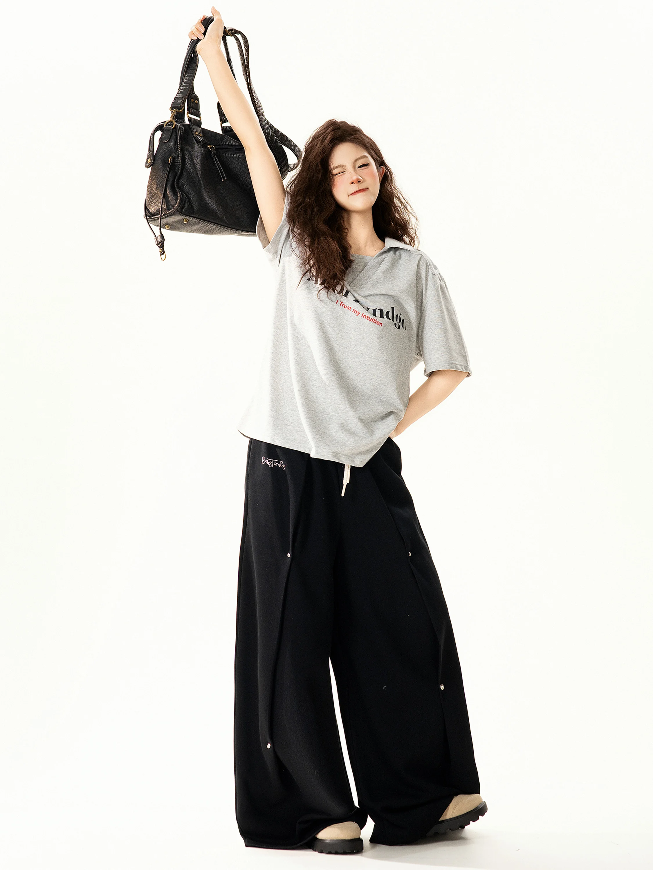 

Retro American Design Letter Print ort Sve T-irt Women Loose Casual Versatile Couple Tops Street Sle Universal Fit