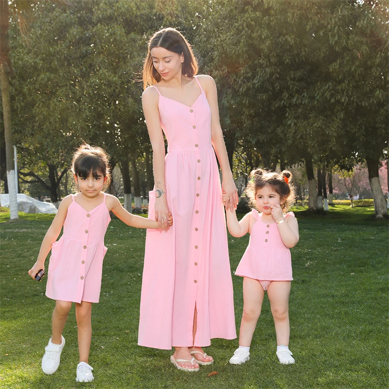 2024 Tank Moeder Dochter Bijpassende Jurken Family Look Moeder Baby Mama en Ik Kleding Mode Vrouw Meisjes Katoenen Jurk Outfits