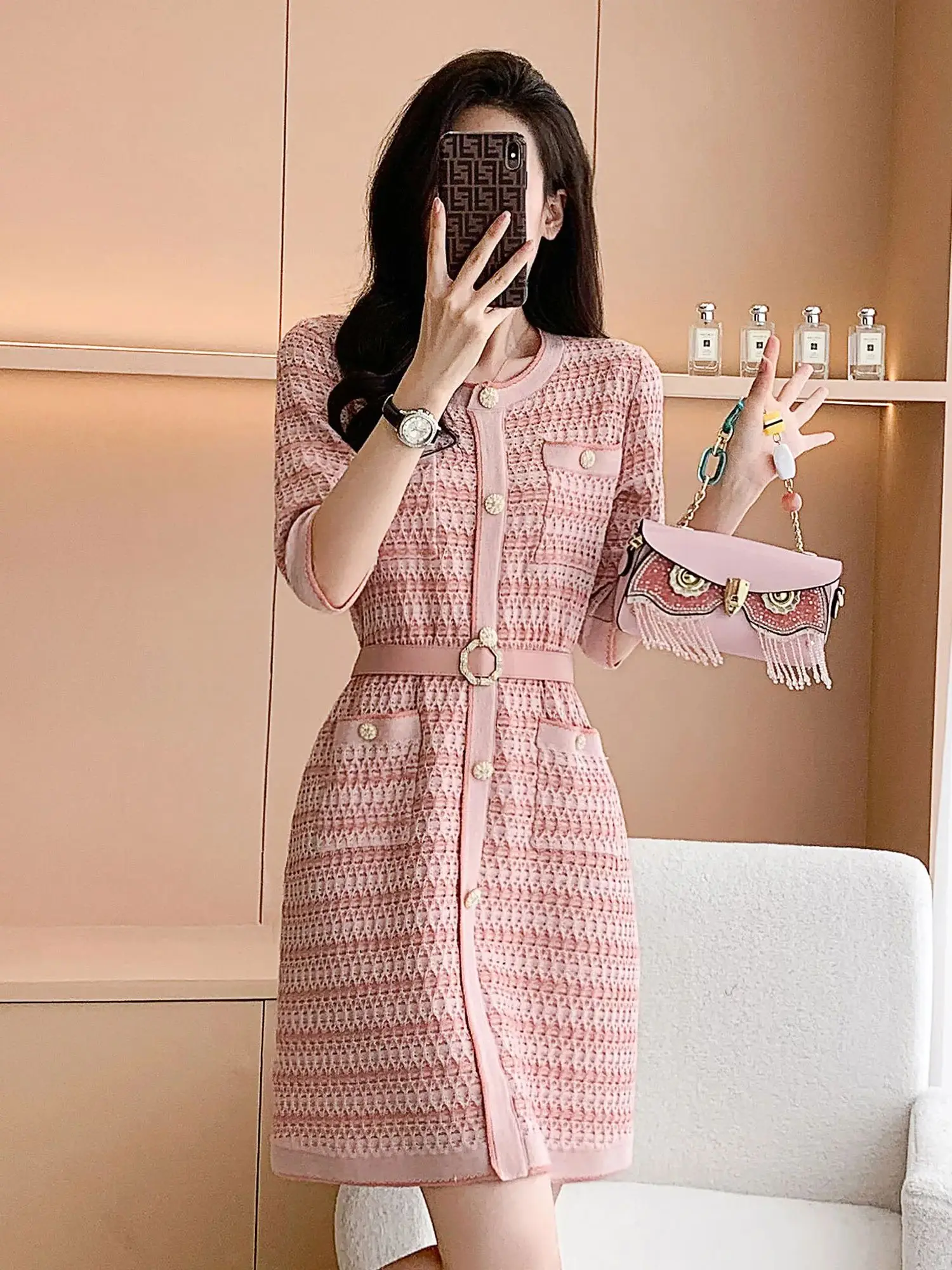 

French Small Fragrant Wind Pink Plaid Knitted Pullover Short Dresses Women's O-neck Single-breasted Belt Slim Sweater Mini Dress