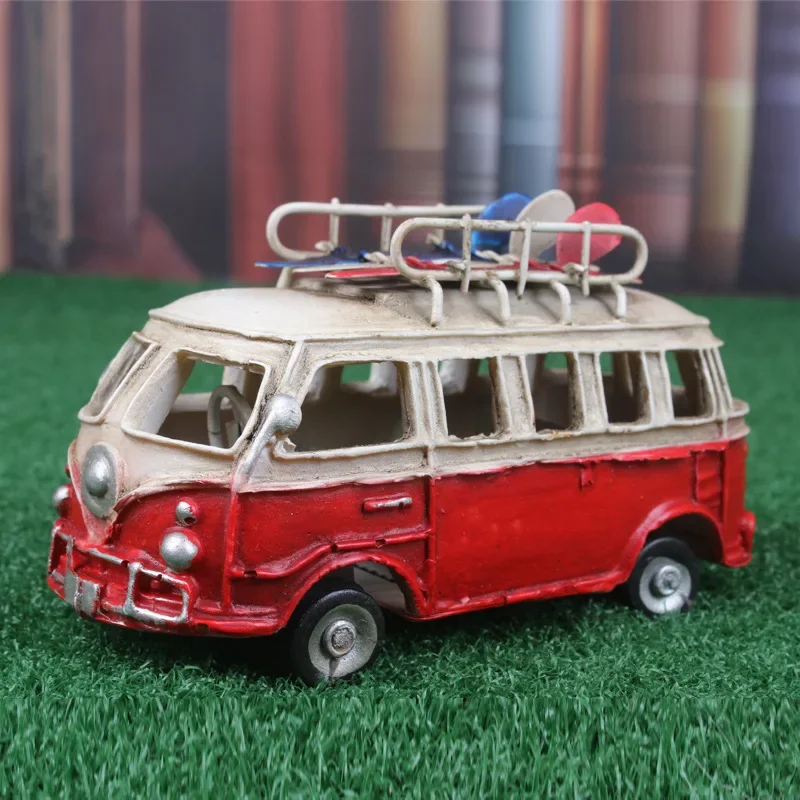 Zakka New Retro British Wind Bus Resin Handmade Car Model Skateboard Surfing Ornaments