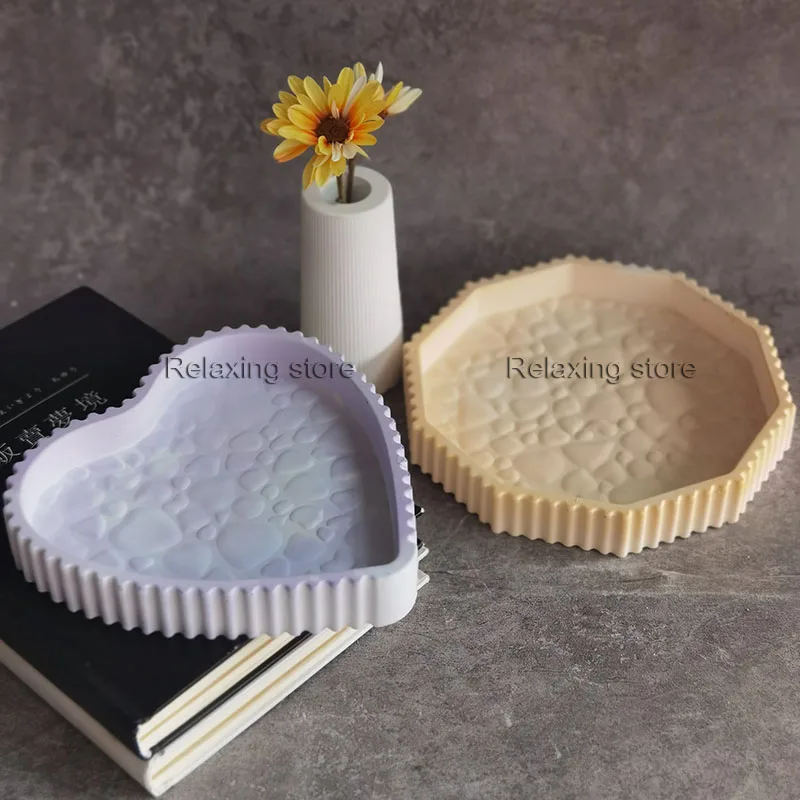 

Love Heart Shape Concrete Tray Silicone Mold Round Cement Clay Storage Tray Plate Plaster Home Decor Resin Mould