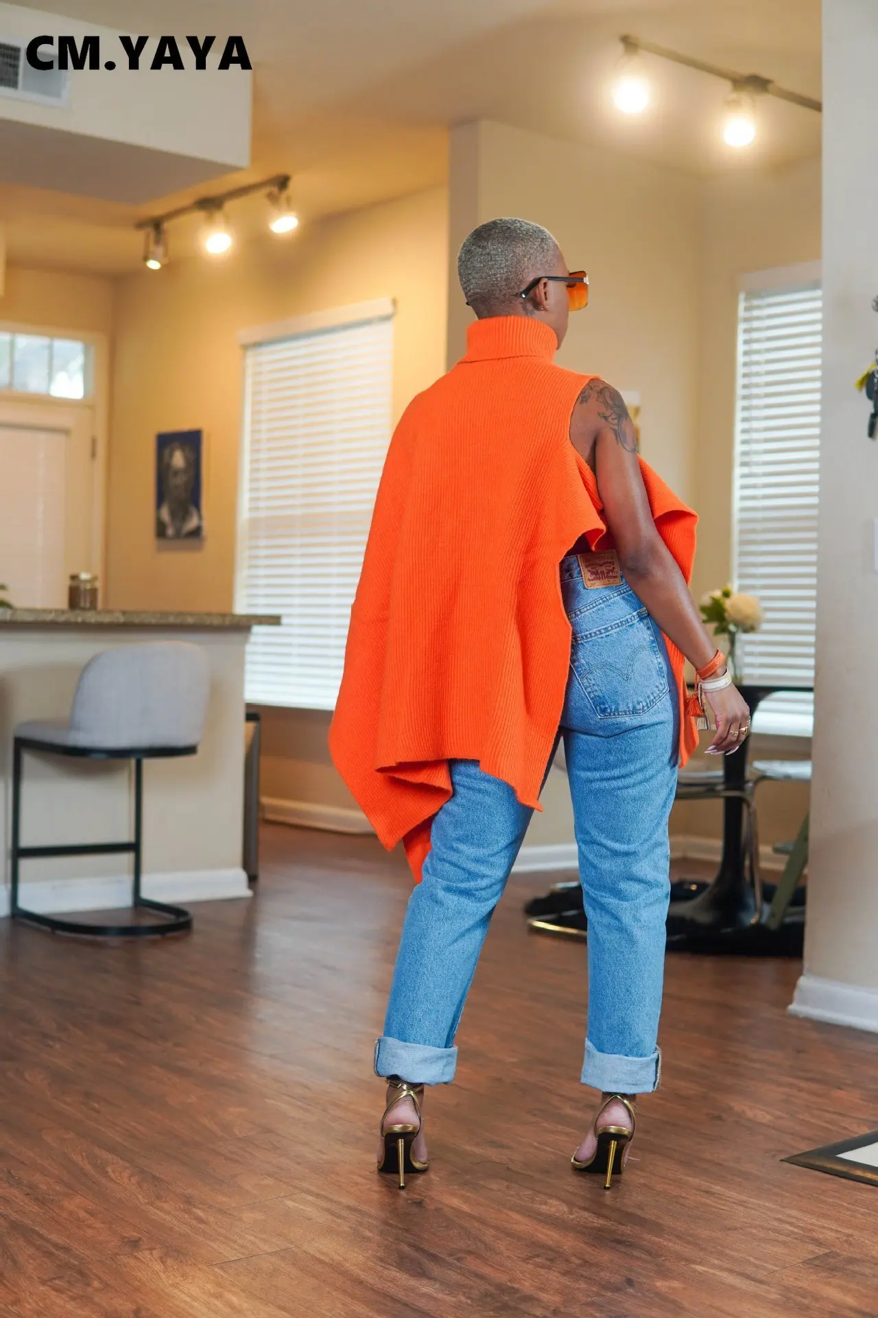 CM.YAYA ملابس خروج نسائية أنيقة لشتاء 2025 بأكمام طويلة غير متماثلة الياقة المدورة INS بلوفرات سترة ملابس علوية غير رسمية