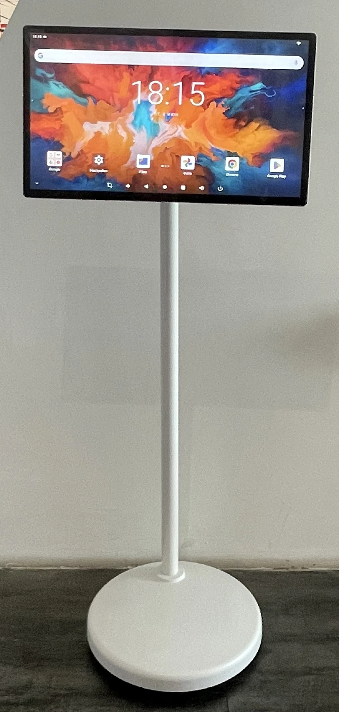 Interactive 21.5 Inch LCD Android Touch Screen Indoor Portable Smart Tv Floor Standing Smart Tv with USB