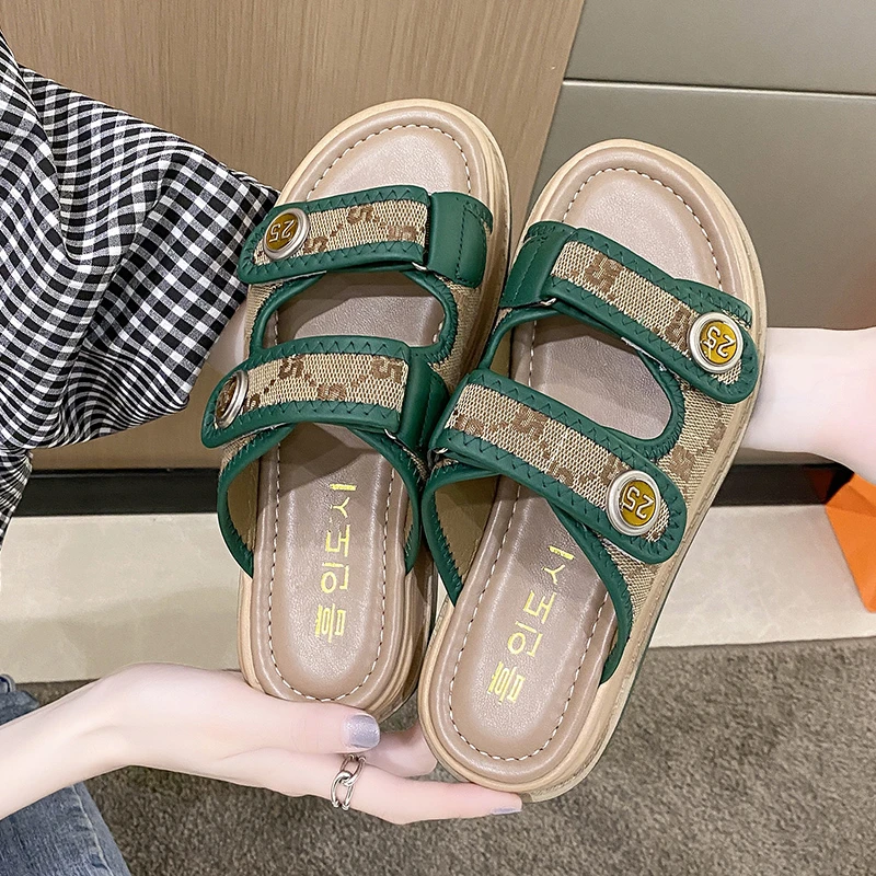 2024 Women\'s Summer New Style Luxury Brand Designer Sandals Thick Sole Non-Slip Home Casual Women\'s Flip Flop Zapatos De Mujer