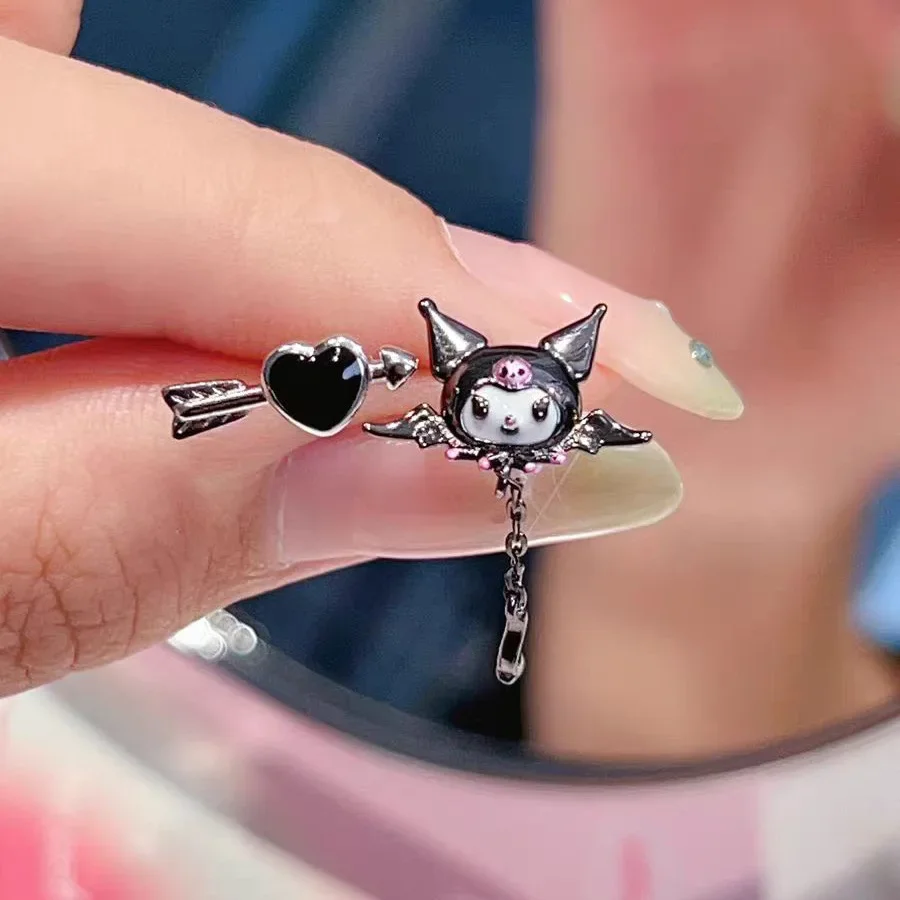 Sanrio Cartoon Kuromi Love devil\'s Arrow Ear Stud Sweet Cool Spicy Girl orecchini asimmetrici accessori moda Sexy per le donne