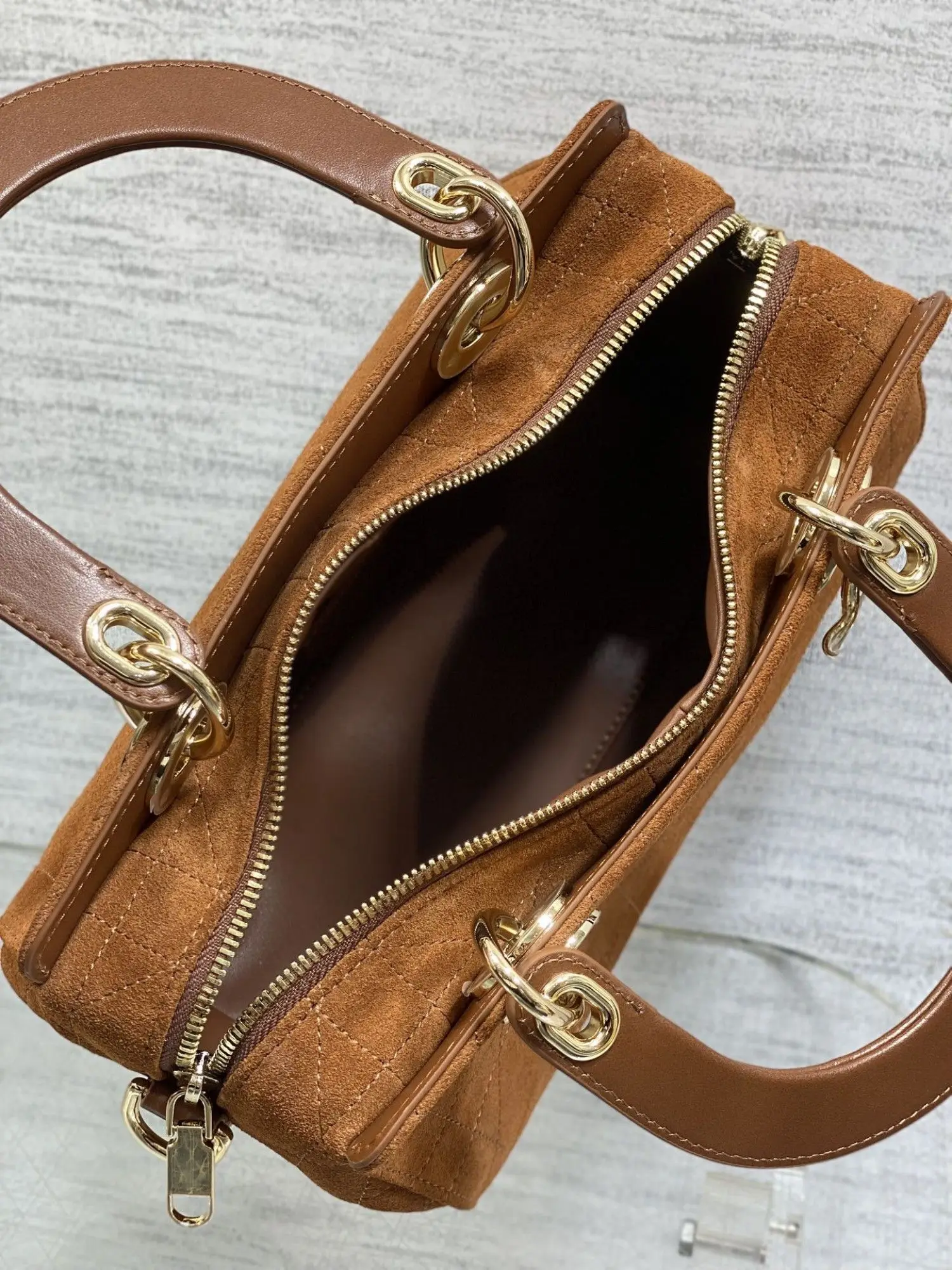 Hand Carry Bag Neat Stitching Faux Leather Daily Carry Women Shoulder Tote Bag Crossbody Satchel Bag Versatile All-Match Universal Accessory For Mall Shopping City Leisure Walks