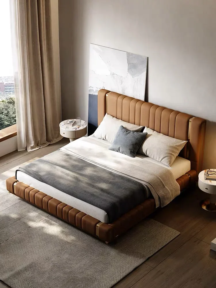 

-Leather Bed Golden Frame Bed Comfortable Wood Home Newest Italian Brown Hotel Full Size Minimalist Bed with Storage Solid Wood