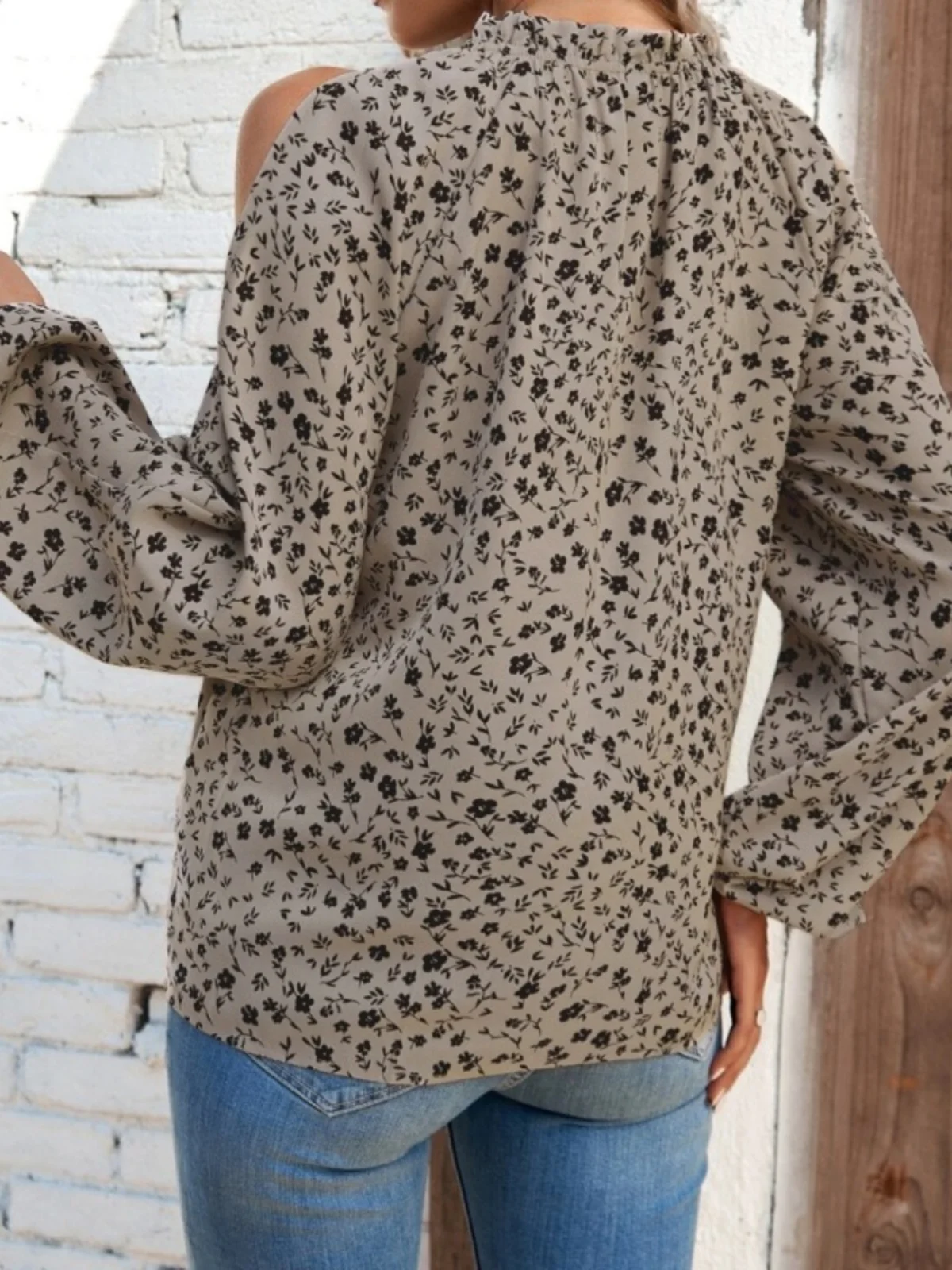 

Spring Autumn New round Ne oulder Bared Bubble Long Sve irt Women's Top Floral Print Wood ain Casual Sle