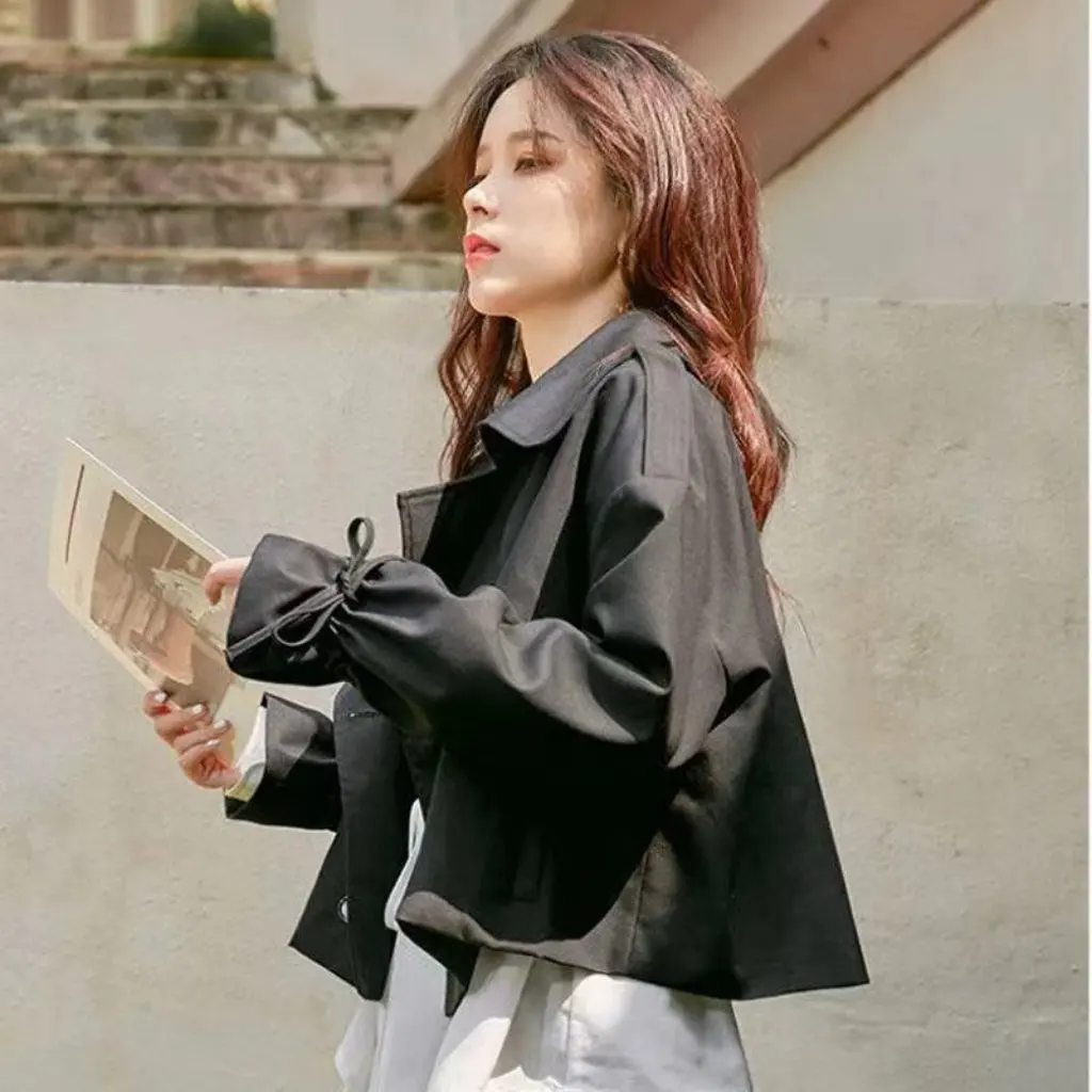 

Women's Korean Style Loose Fashionable Short Trench Coat Autumn Streetwear Ins Inspired Small Coat for Ladies