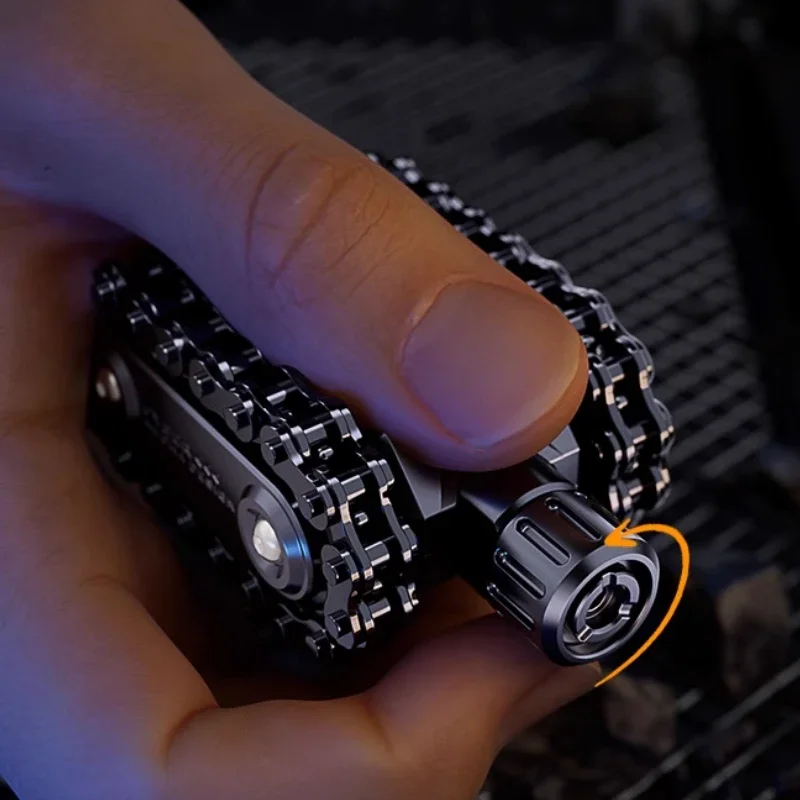 Pignoni Mini Serbatoio Punta delle dita Volano Fidget Roller Spinner Metallo EDC Alleviare lo stress Scrivania da ufficio Giocattoli Anti Ansia Richiamo