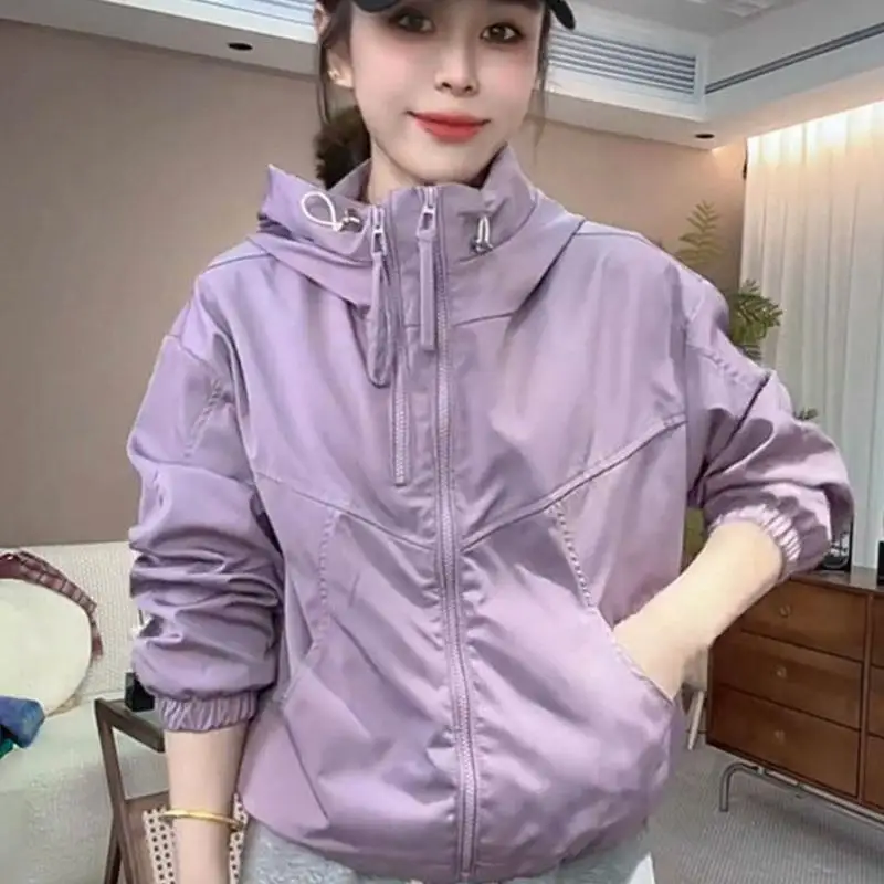 Women's hooded assault jacket for girl spring autumn new European style sports leisure jacket for women long sleeved jacket tops