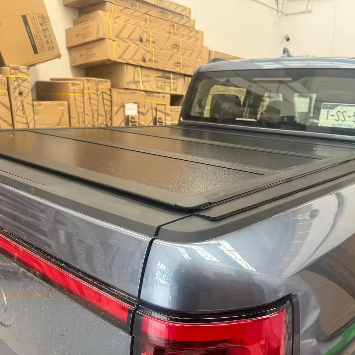 

Factory Direct 4x4 off Road Aluminum Four-fold Cover for Byd Shark6 2025