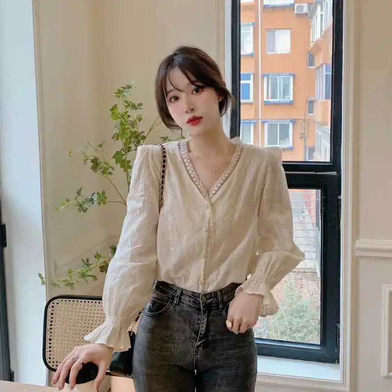 Flare Sleeve Shirt Women Рубашка Женская Office Lady Lace Patchwork New Design Korean Fashion V-neck Elegant Casual Simple Ins