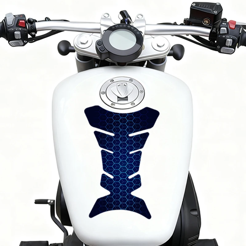 

2 штуки в комплекте, наклейка на топливный бак мотоцикла, текстура в виде сот, защитная пленка от царапин, виниловая наклейка для защиты.