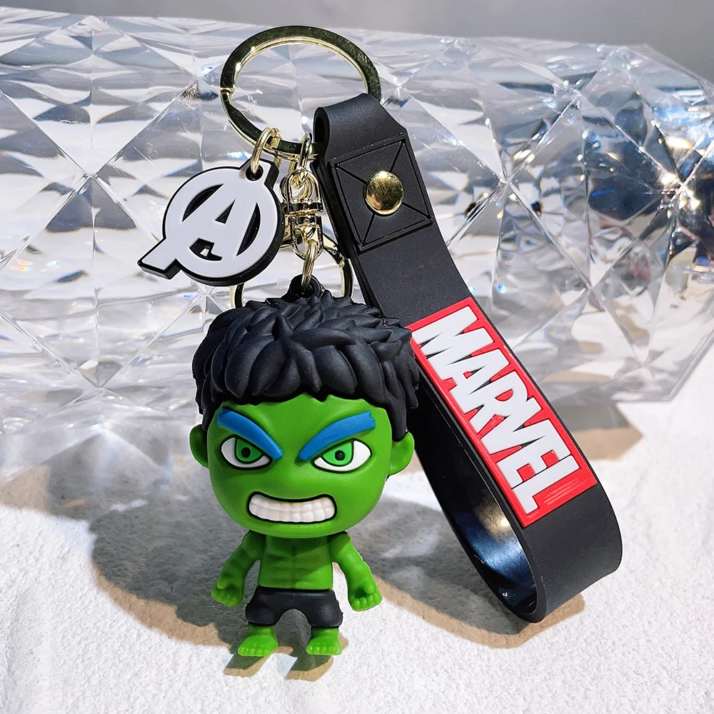 The Marvel Disney Keychain Women Anime Iron Man Hulk Keyring Girl Cartoon Captain America Super Hero Key Chain Kids Student Gift