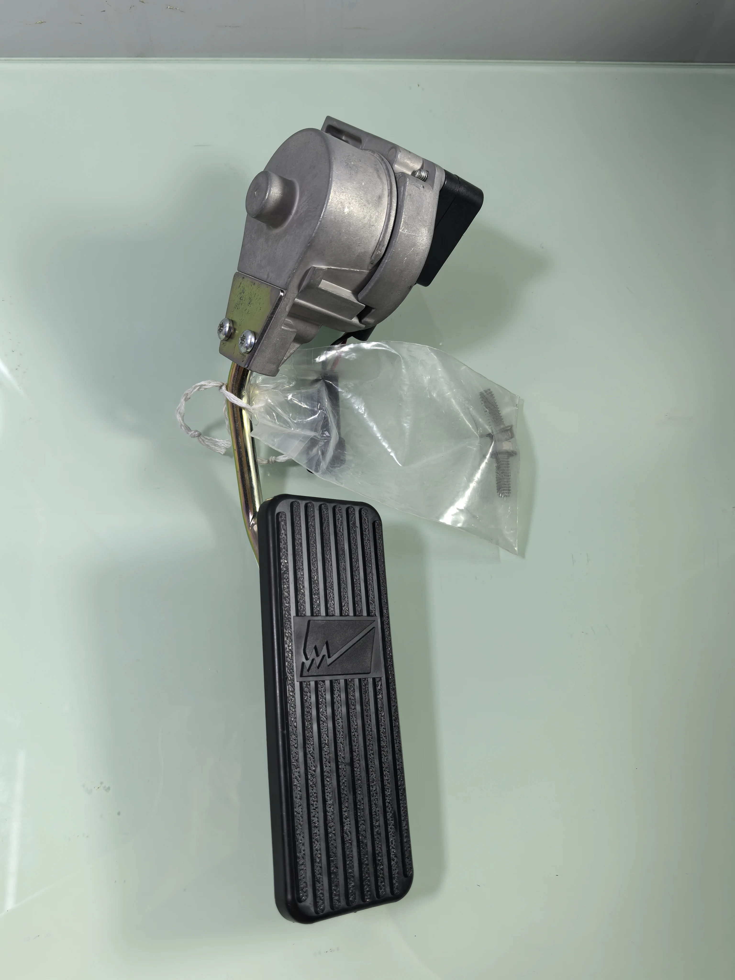 

Kalmar 923935.0154 Штабелер с педалью, материал, часть оборудования для обработки