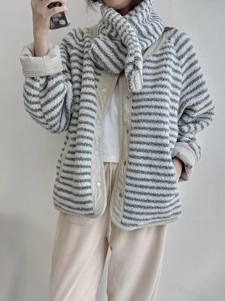 

Хлопковая куртка с мехом ягненка, женское свободное пальто, двустороннее пальто в полоску, зимнее новое поступление, одинаковый шарф