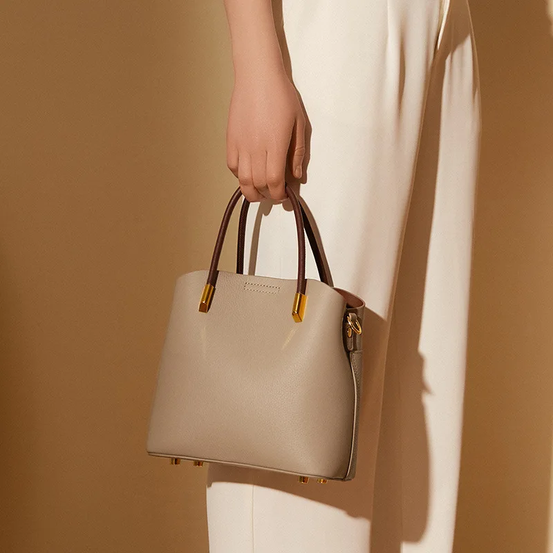 XMESSUN New Trendy Genuine Leather Commuter Bucket Bag for Women,Fashion High Quality Female Casual Shoulder Crossbody Tote Bag