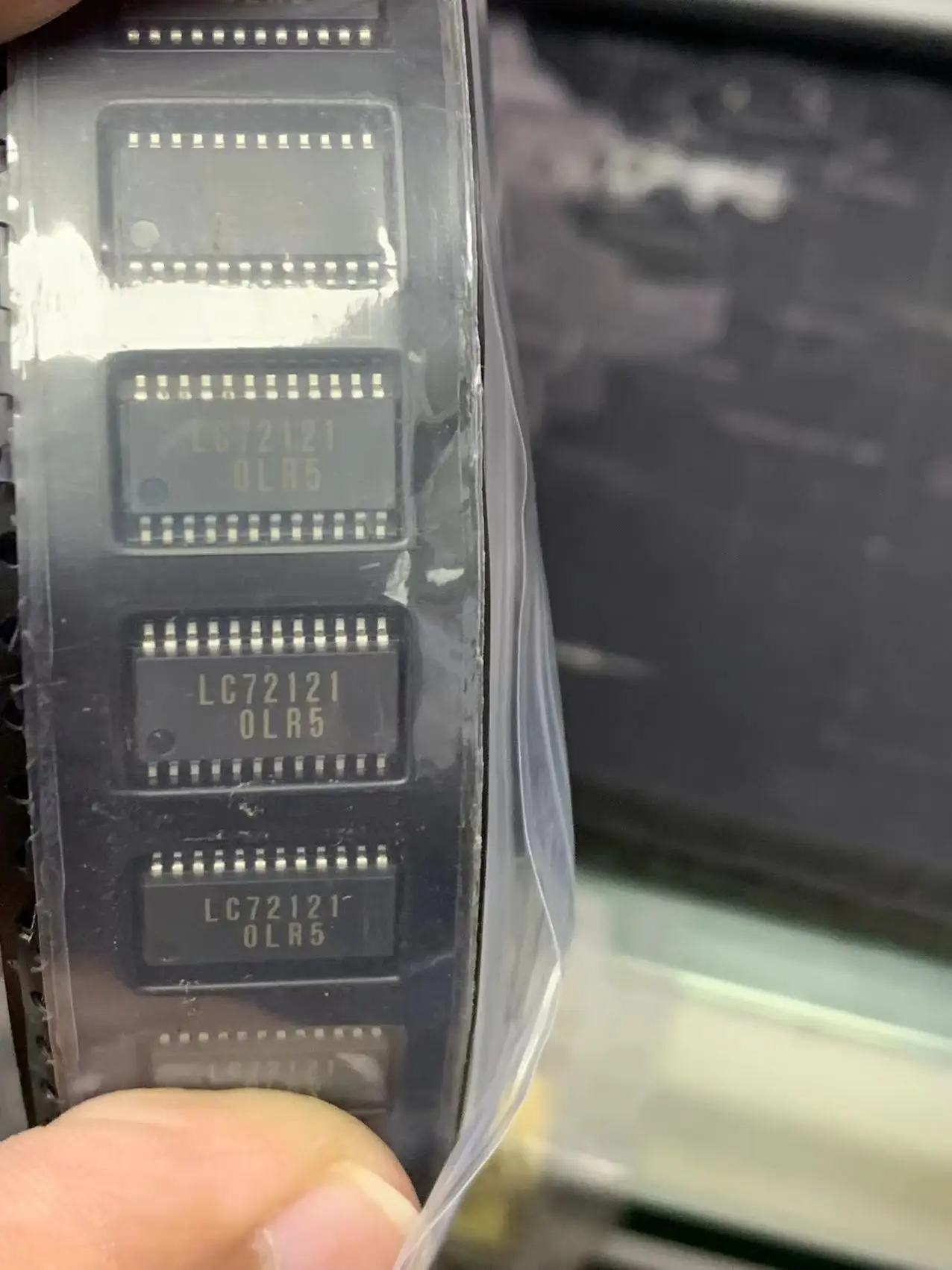 

LC72121 (1 шт.) Оригинальный и точечный инвентарь