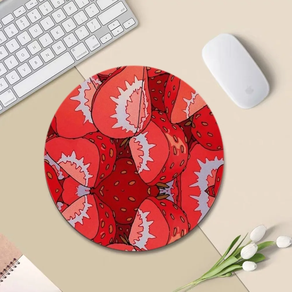 Cute Japense Strawberry Mousepad 20x20cm Round Desktop Desk Mat Kawaii Gaming Accessories Students Writing Pad Mouse Pad