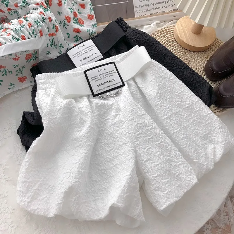 

Женские летние брюки с высокой талией и широкими штанинами, новые, в корейском стиле, эластичные, свободного кроя, утягивающие, белые, А-силуэт, модные, с цепочкой-фонариком...