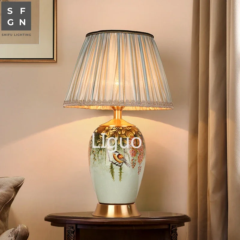 Copper Table Lamp Lamp Jingdezhen Ceramic High-End Luxury Decorated LED Table Lamps for Living Room Bedroom Bedside