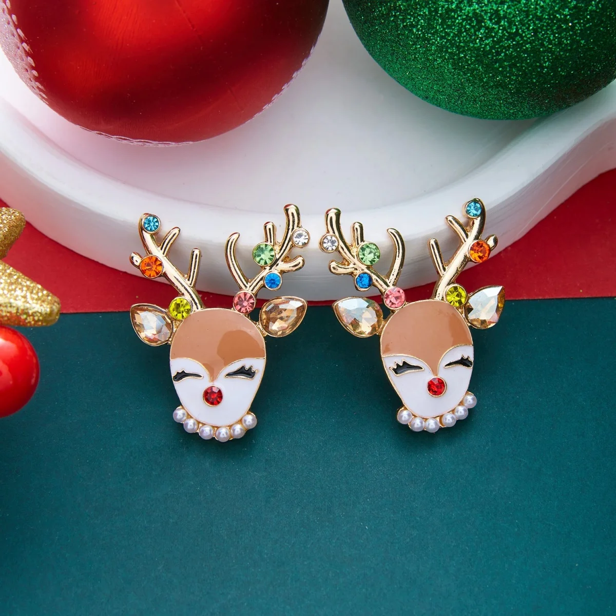 Weihnachtliche Zierliche Ohrringe mit Rotem Schal und Hirschmotiv für Damen, Bunte Strass-Rentier-Elch-Tier-Ohrringe, Neujahrs-Schmuck – Detail 23