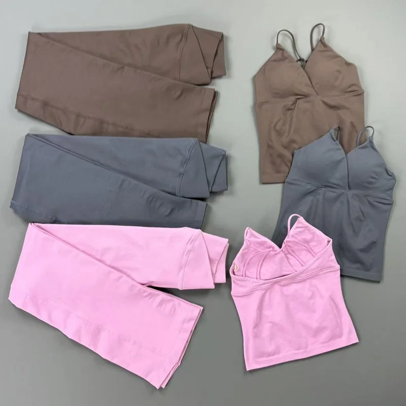 2-teiliges Sportset für Damen: Nahtlose Cross-Tummy-Control-Schlaghose und Twist-Front-Langline-Top – Yoga-Workout-Anzug für Fitness – Detail 4