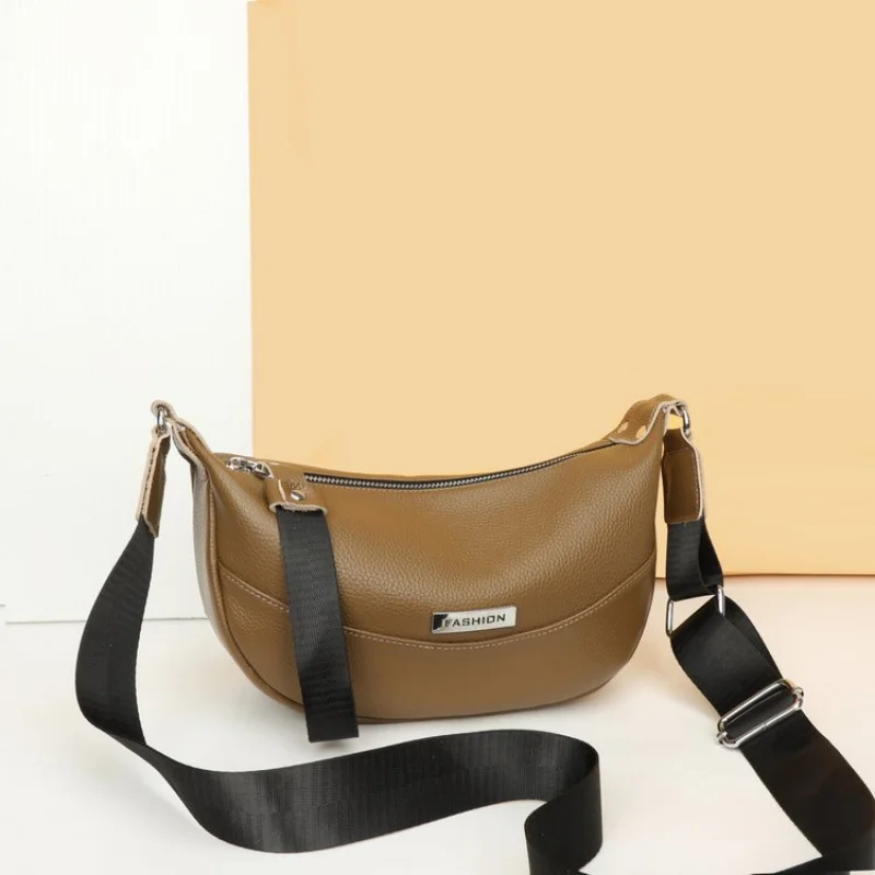 

Fashionable Commuter Bag For Ladies With Laptop Compartment For Work And School Travel Needs